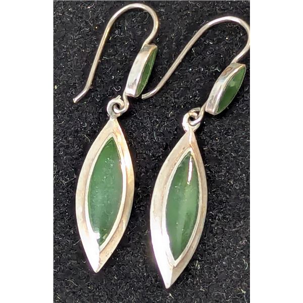 VTG Sterling Silver Green Stone Dangle Drop Earrings