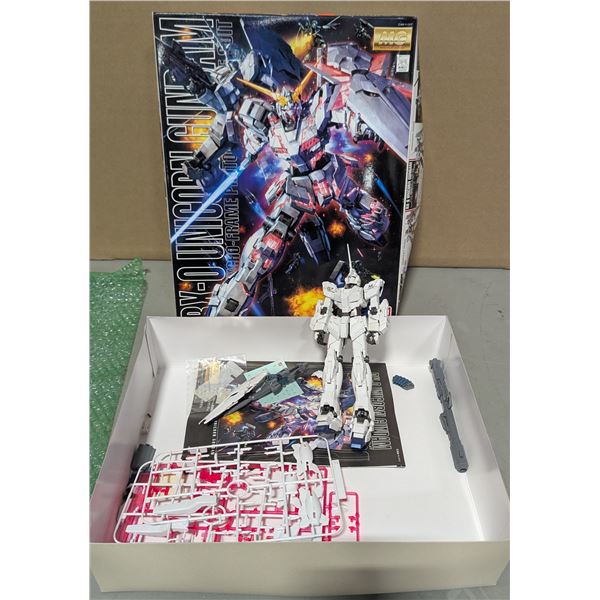 Bandai MG Gundam Unicorn RX-0 Unicorn Gundam Ver.Ka Model Kit