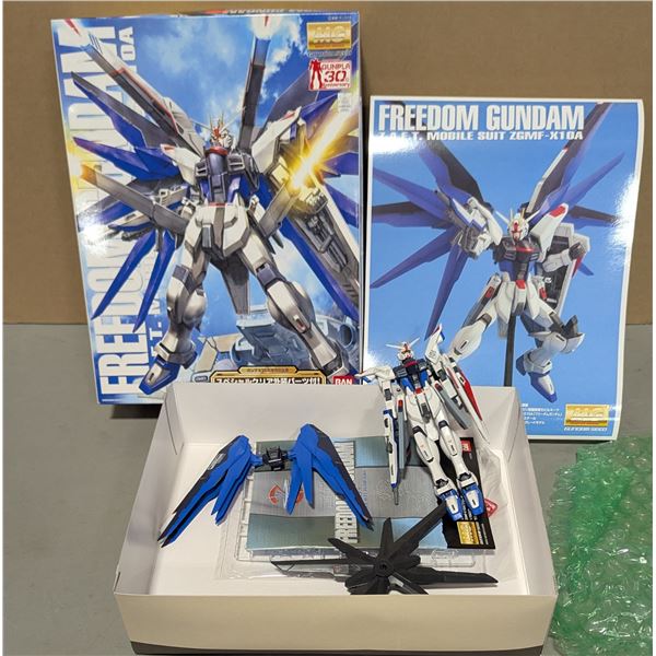Bandai MG Gundam SEED Freedom Gundam 30th Anniversary Clear Parts Kit