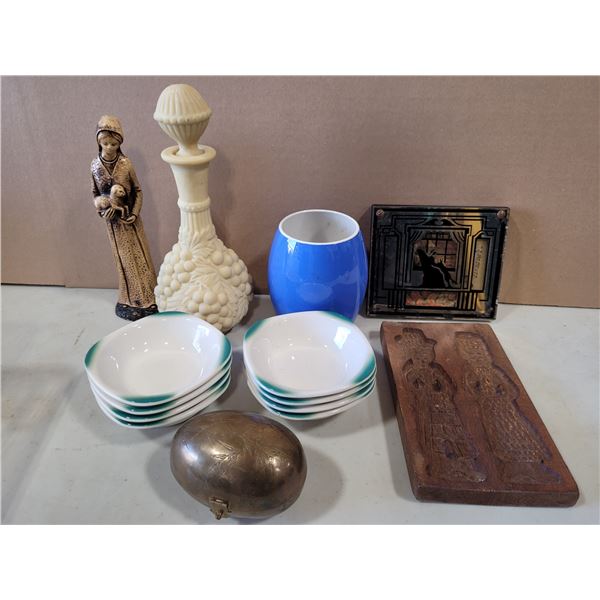 VTG Lot w/ Villeroy & Boch Dresden, Syracuse China Bowls, Wood Cookie Mold & More