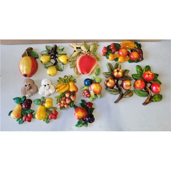 VTG Fruit & Dog Wall Plaques