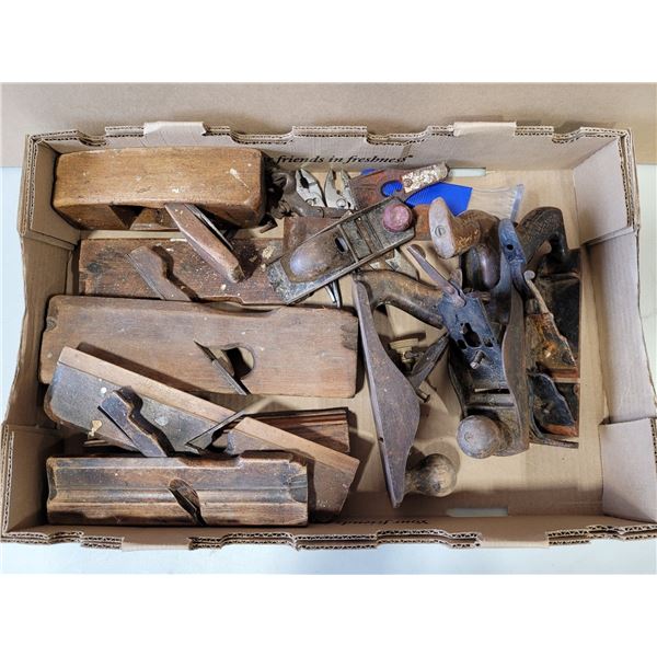 Antique Wood & Cast Iron Hand Planes Woodworking Tools