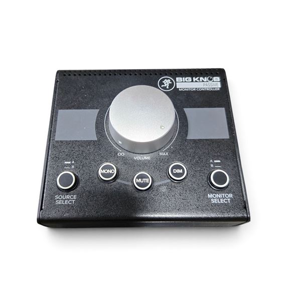 Mackie Big Knob Passive 2x2 Studio Monitor Controller (A)