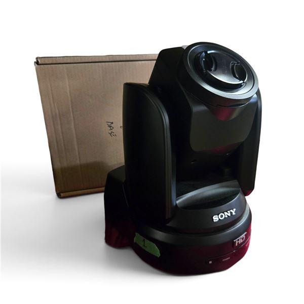 Sony BRC-H800 HD PTZ Camera with 1.0-type Exmor R CMOS sensor w/Base, Cords, Remote, Etc. RV: $10,00
