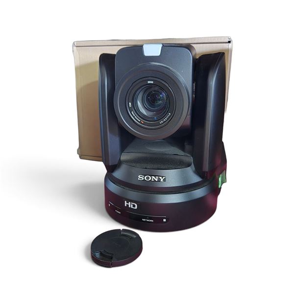 Sony BRC-H800 HD PTZ Camera with 1.0-type Exmor R CMOS sensor w/Base, Cords, Remote, Etc. RV: $10,00