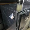 Image 3 : Frigidaire Mini Bar Fridge