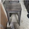 Image 3 : Group of 2 Bar Stools
