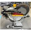 Image 2 : DeWalt Miter Saw