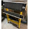 Image 2 : DeWAlt Clamping Workstation