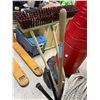 Image 3 : Heavy-Duty Commercial Coiled Rigging Rope, Push Brooms & Handles in Pitts Disposal Blue Bin