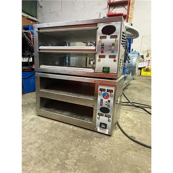 Set of 2 Merco / Meister Cook Stacked Commercial Food Holding Cabinets - Merco MHC-22-TDL (86001) - 