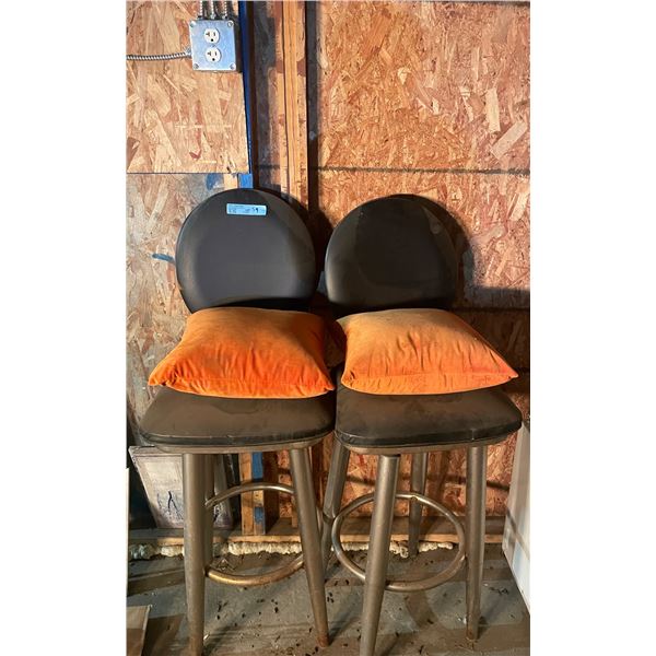 L2 - Pair of Modern Metal Bar Stools with Orange Accent Pillows