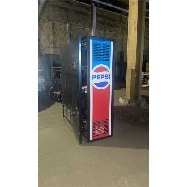 L2 - Vintage Pepsi-Cola / Beverage Vending Machine