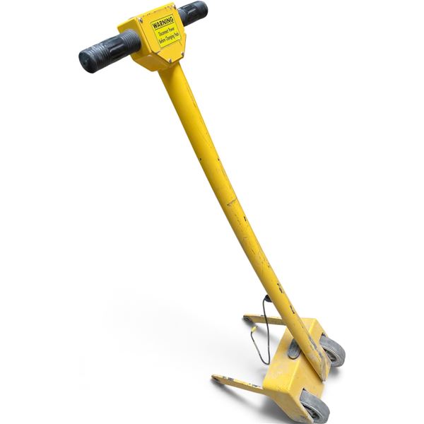 Yellow Heavy-Duty Trailer Stabilizing Jack Stand (Missing parts - Untested)