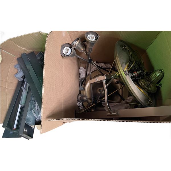 Box full of assorted Ceiling & Wall Mounted Lights