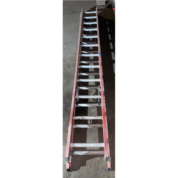 L2 - Heavy-Duty Aluminum Ladder - Approx. 12 ft
