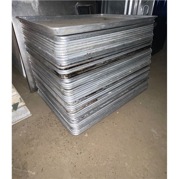 L2 - Commercial Aluminum Sheet Pans / Baking Trays - Approx Count 45 Trays