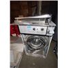 Image 1 : L2 - Commercial Front-Load Washing Machine