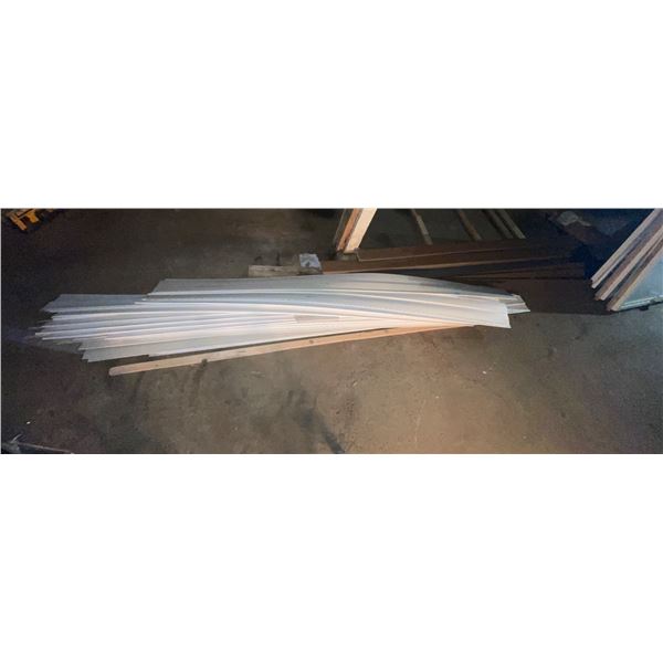 L2 - Group lot of Architectural Vinyl Siding Panels (Off-White & Brown) - 12ft long