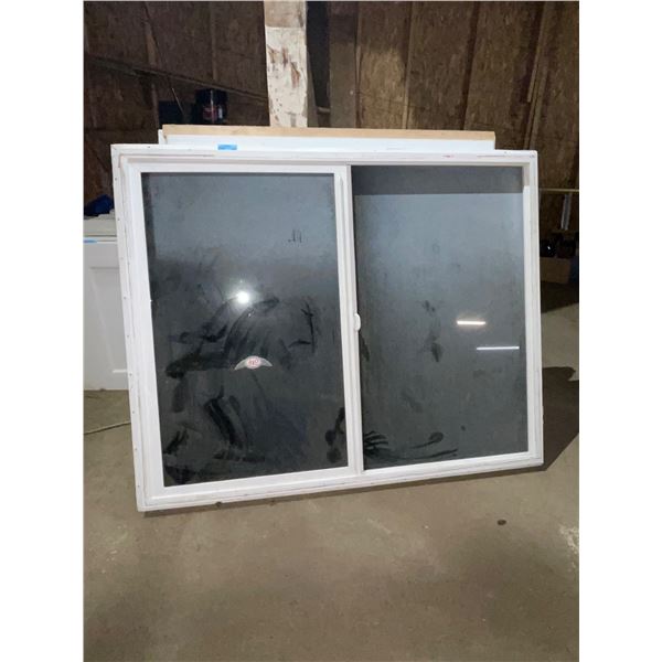 L2 - Set of 2 Double-Pane Windows - Horizontal Slider Window 58" x 46" - Fixed Double Glazed Window 