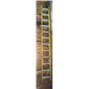 Image 1 : L2 - Heavy-Duty Commercial Aluminum Extension Ladder - 12ft Closed Length