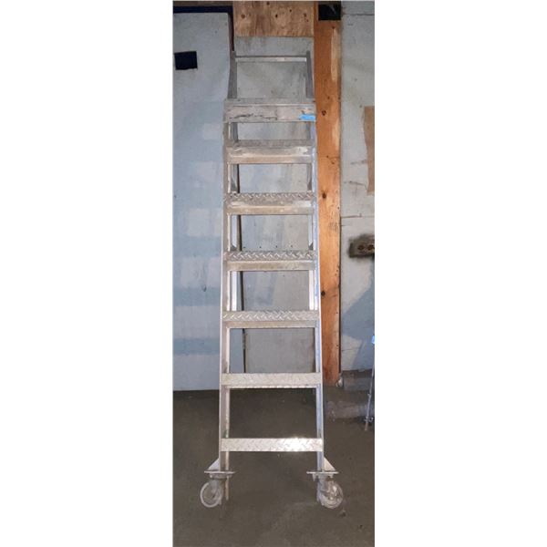 L2 - Rolling Aluminum Mobile Warehouse / Library Ladder