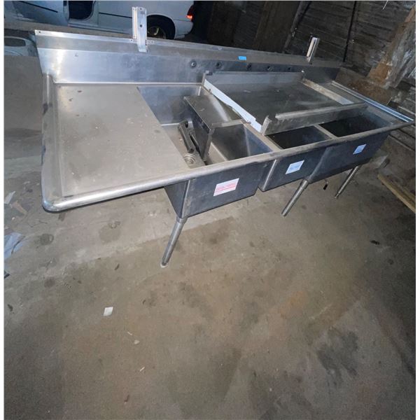 L2 - Commercial Multi-Compartment Stainless Steel Sink / Wash Station and Wall-Mount Shelves - 103" 