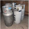 Image 2 : L2 - 5 Commercial Propane Tanks (UN 1075 / LP-Gas)
