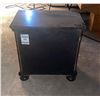 Image 2 : L2 - Traditional Dark Wood 3-Drawer Nightstand