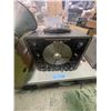 Image 4 : Large Group of Vintage Electronics - Includes Boards, Radios etc