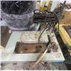 Image 2 : Vintage Electric Sewing Machine Stand