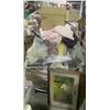 Image 1 : Large Pallet of Assorted Items