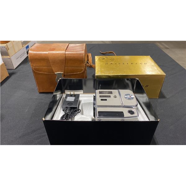 HASSELBLAD 500 EL/M MOTORIZED, MODULAR 6X6 MEDIUM-FORMAT FILM SLR CAMERA WITH