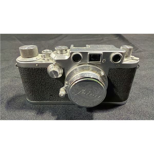 LEICA IIIB (COPY) D.R.P. ERNST LEITZ WETZLER (GERMANY) 35MM FILM CAMERA (CHROME & BLACK BODY)