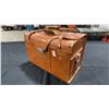 Image 2 : NIKON FB-11A BROWN LEATHER CAMERA BAG