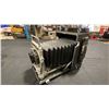 Image 3 : GRAFLEX CROWN GRAPHIC SPECIAL 4X5 LARGE-FORMAT PRESS CAMERA WITH RODENSTOCK YSAREX LENSE,