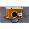 Image 2 : LOMOGRAPHY LOMO'INSTANT SANREMO CAMERA, 3 LENSES (CLOSE UP, PORTRAIT, FISHEYE) & CARRYING BAG