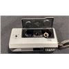 Image 7 : MINOLTA-16 EE 10 X 14 VINTAGE 16MM SUBMINIATURE VIEWFINDER CAMERA WITH ROKKOR 25MM F/2.8 LENS &