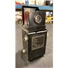 Image 4 : ROLLEICORD VINTAGE 120 MEDIUM FORMAT TWIN LENS REFLEX CAMERA WITH CASE
