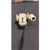 Image 9 : BERLEBACH LEVELING ADAPTER 33 DEGREES 3/8" SCREW & LINHOF VINTAGE PRECISION PAN/TILT TRIPOD HEAD