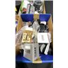 Image 7 : 4 BOXES OF ASSORTED LENS SHADES/HOODS/CAPS, FOCUSING SCREENS & MORE