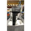 Image 5 : HASSELBLAD PROFLASH 4504 HANDLE-MOUNT ELECTRONIC FLASH UNIT WITH ACCESSORIES