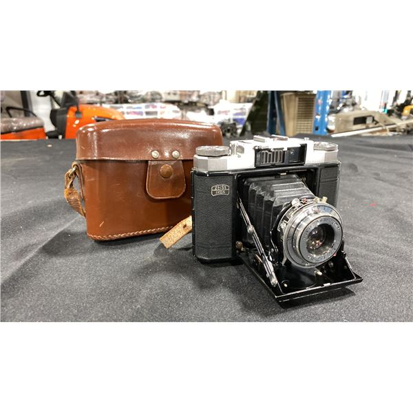 ZEISS IKON NETTAX MEDIUM FORMAT FOLDING CAMERA WITH NOVAR-ANASTIGMAT 1:4.5 F=75MM LENS & CAMERA CASE