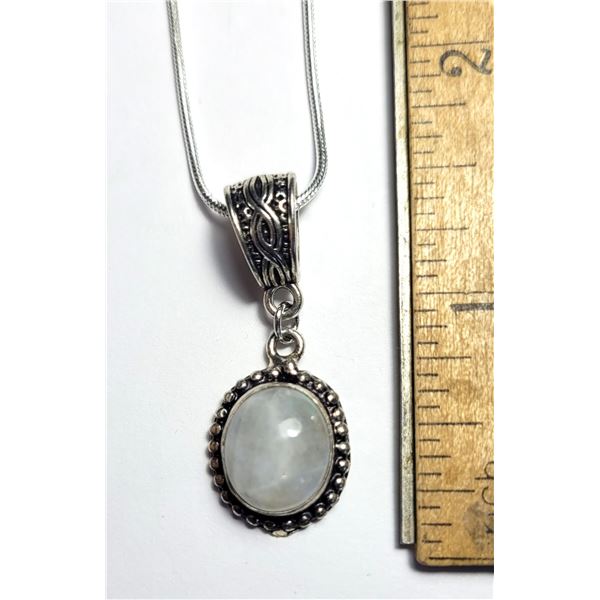 19) NATURAL OVAL MOONSTONE WITH