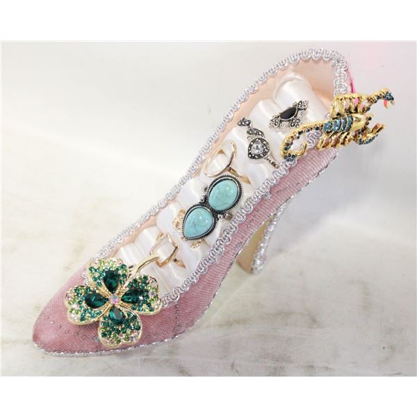 NEW PINK DISPLAY STAND HIGH HEELS WITH RINGS AND