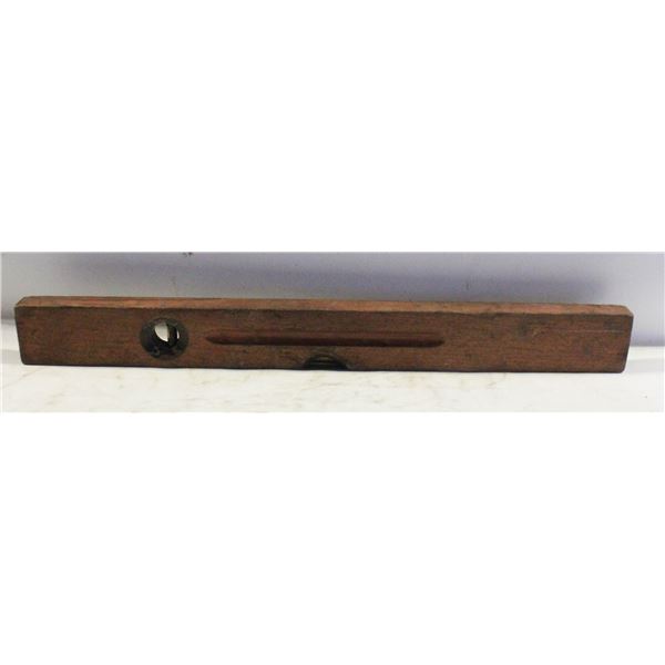 ANTIQUE STANLEY CANADA WOODEN/BRASS LEVEL TOOL