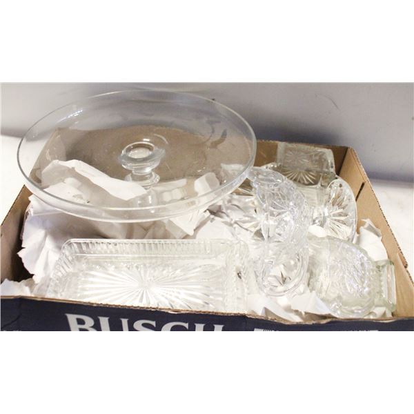VINTAGE GLASSWARE ASSORTED LOT