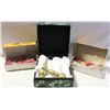 Image 1 : VINTAGE XMAS ORNAMENTS ASSORTED