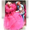 Image 1 : VINTAGE "HAPPY HOLIDAYS" BARBIE/"SKI FUN" MIDG