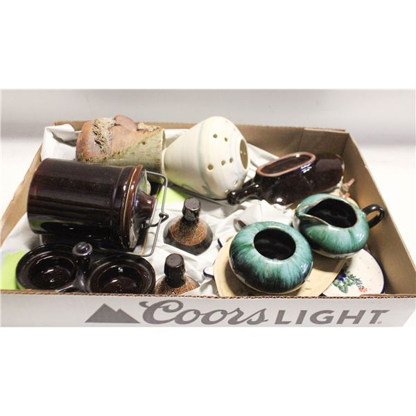 VINTAGE POTTERY ASSORTED